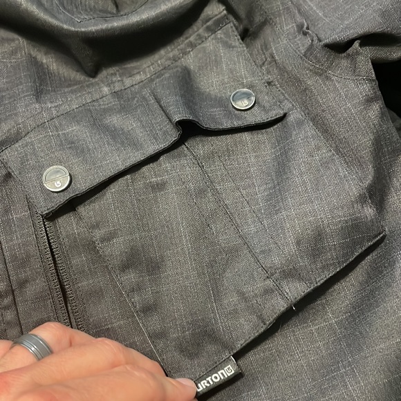 Burton Black Snowboarding Jacket - Men’s Medium - Picture 6 of 7